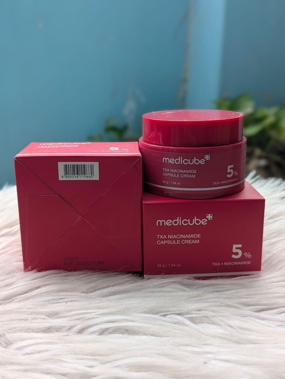 lookbook image shop_this_look_amDhCa